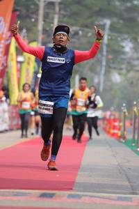 BIB: 41892
                            <button type="button" onclick="openModal(8220649)" class="btn btn-primary btn-sm float-right btn-popup" data-toggle="modal" data-target=".modal-high-quality">
                        <i class="fas fa-shopping-cart"></i> Add to Cart
                    </button>
                                            <button type="button" onclick="isThisMe(8220649, true)" class="btn btn-success btn-sm float-right btn-popup btn-isme hidden" data-toggle="tooltip" data-placement="bottom" title="นี่คือรูปของคุณใช่ไหม คลิกที่นี่เพื่อเอาเข้าอัลบั้ม">
                        <i class="fas fa-plus"></i> Add to album
                    </button>
                    <button type="button" onclick="isThisMe(8220649, false)" class="btn btn-warning btn-sm float-right btn-popup btn-isnotme hidden">
                        <i class="fas fa-ban"></i> Remove from album
                    </button>